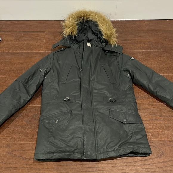 Armani Junior Green Winter Jacket with Fur Insert Size 12 - Picture 1 of 10